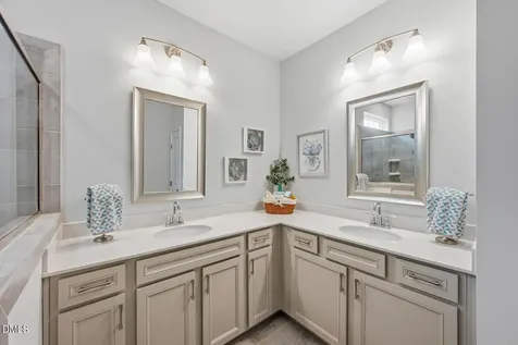 1009 Tamarisk Lane Durham NC 27703
