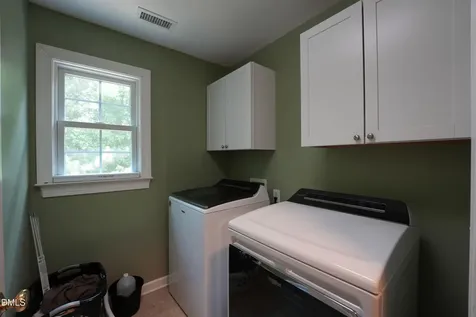 2002 Charlion Downs Lane Apex NC 27502