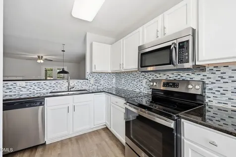 2121 Ventana Lane Raleigh NC 27604