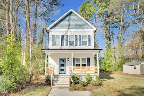 1917 Essex Road Durham NC 27704