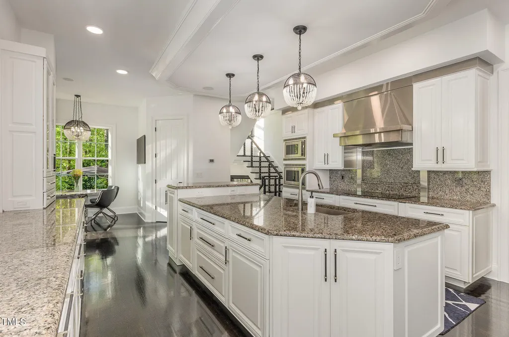 25303 Ludwell Chapel Hill NC 27517