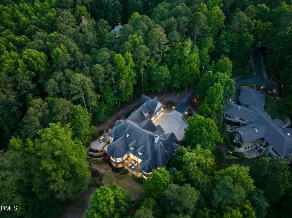 25303 Ludwell Chapel Hill NC 27517