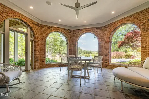 25303 Ludwell Chapel Hill NC 27517