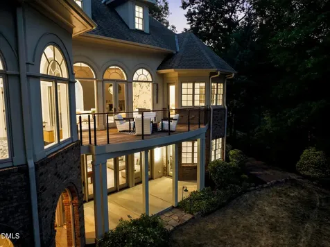 25303 Ludwell Chapel Hill NC 27517