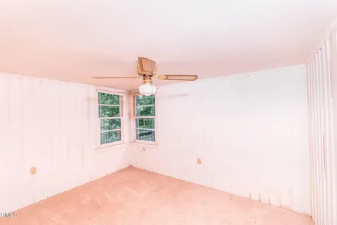 6117 B Applewhite Road Wendell NC 27591
