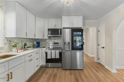 1002 Apache Lane Apex NC 27502