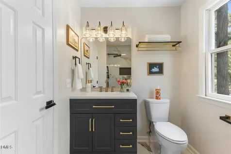 1002 Apache Lane Apex NC 27502
