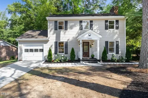 1002 Apache Lane Apex NC 27502