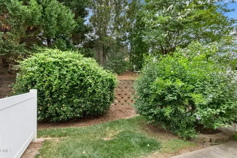 5541 Nur Lane Raleigh NC 27606
