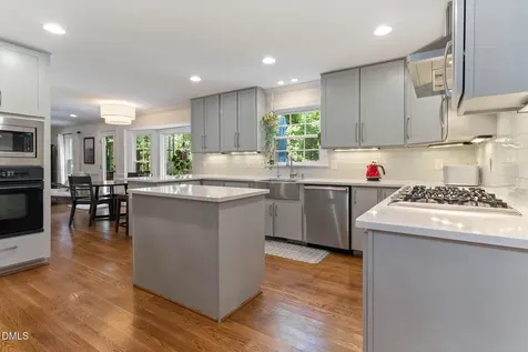 8116 Brookwood Court Raleigh NC 27613