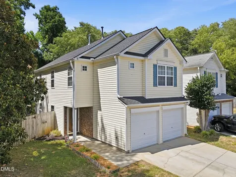 157 Lacombe Court Holly Springs NC 27540