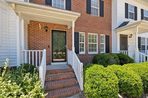 1707 Stroll Circle Fuquay Varina NC 27526