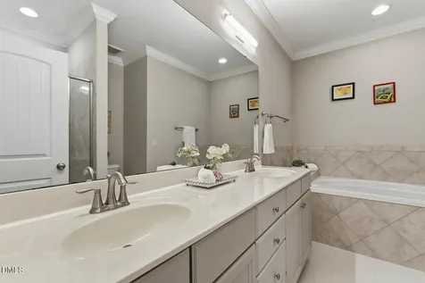 529 Barneswyck Drive Fuquay Varina NC 27526