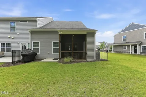 529 Barneswyck Drive Fuquay Varina NC 27526