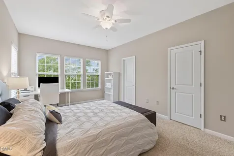 4962 Highcroft Drive Cary NC 27519
