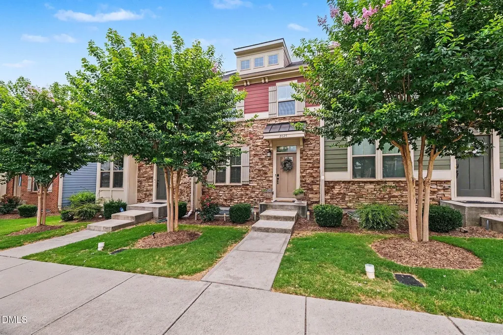 2025 Whitesmith Drive Apex NC 27502