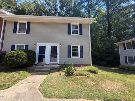 1041 Nottingham Court Cary NC 27511