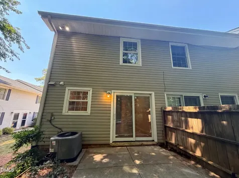 1041 Nottingham Court Cary NC 27511