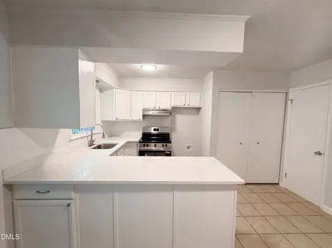 1041 Nottingham Court Cary NC 27511