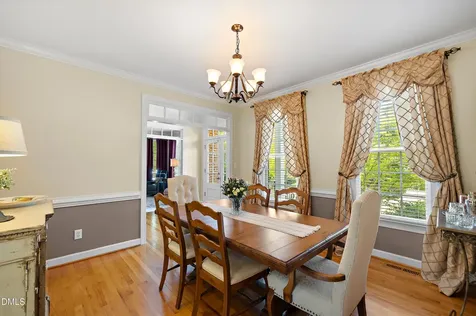 102 Poppleford Place Cary NC 27518