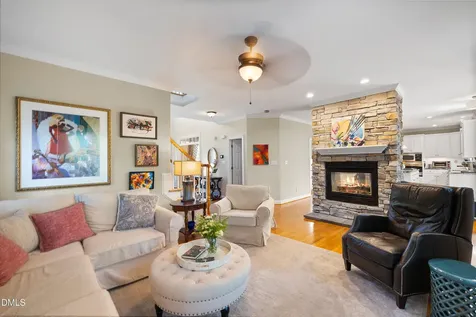 102 Poppleford Place Cary NC 27518