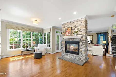 102 Poppleford Place Cary NC 27518