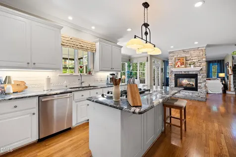 102 Poppleford Place Cary NC 27518