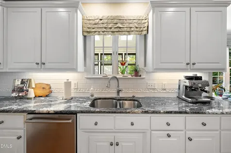102 Poppleford Place Cary NC 27518
