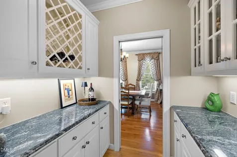 102 Poppleford Place Cary NC 27518