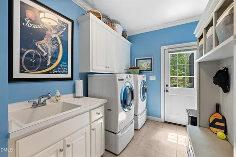 102 Poppleford Place Cary NC 27518
