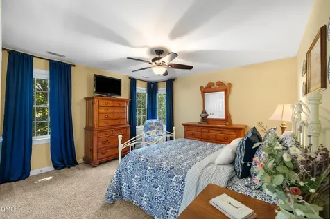 102 Poppleford Place Cary NC 27518