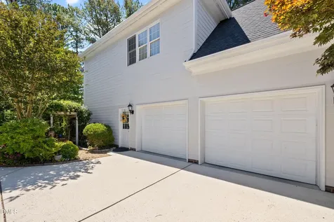 102 Poppleford Place Cary NC 27518