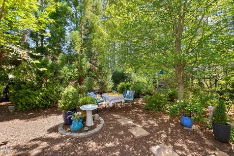 102 Poppleford Place Cary NC 27518