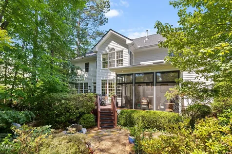 102 Poppleford Place Cary NC 27518