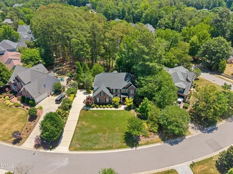 102 Poppleford Place Cary NC 27518