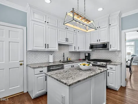 6012 Tenter Banks Square Raleigh NC 27609