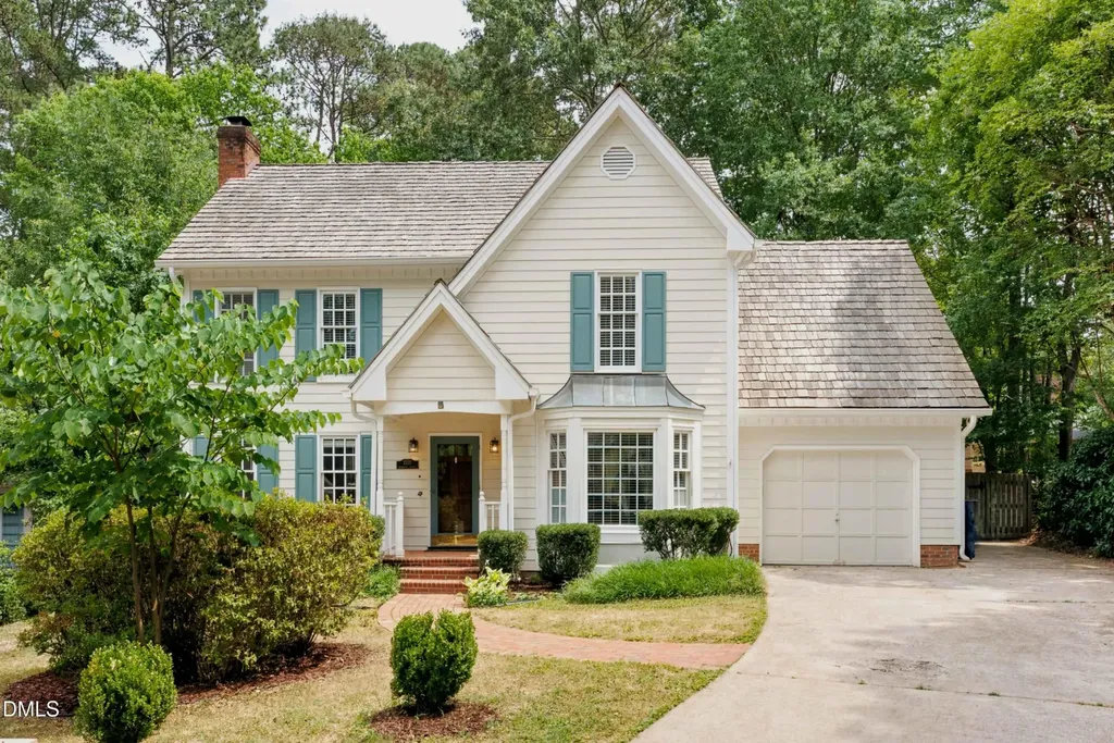 2221 Brisbayne Circle Raleigh NC 27615