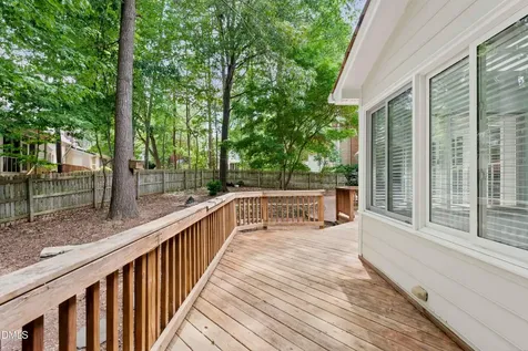 2221 Brisbayne Circle Raleigh NC 27615