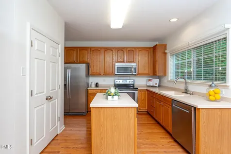 208 Troyer Place Apex NC 27502