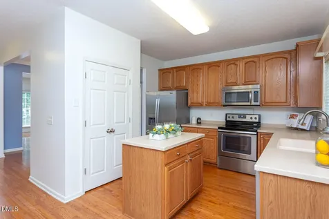 208 Troyer Place Apex NC 27502