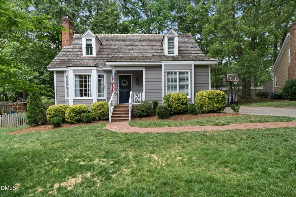 2309 Brisbayne Circle Raleigh NC 27615