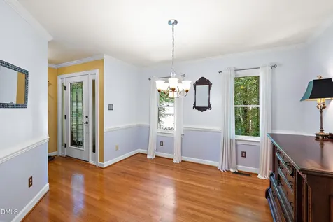 129 Castlefern Drive Cary NC 27513