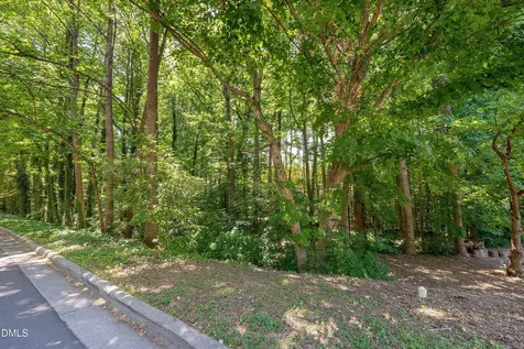 129 Castlefern Drive Cary NC 27513