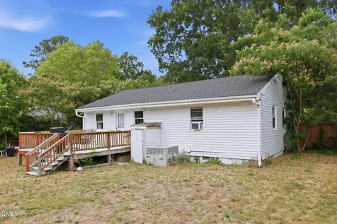 3912 Memory Lane Raleigh NC 27604