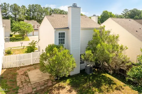 7524 Brighton Hill Lane Raleigh NC 27616