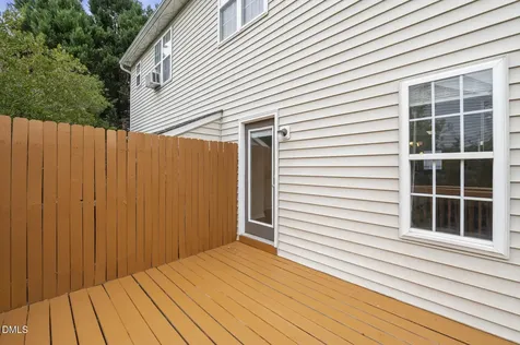 2533 Bay Harbor Drive Raleigh NC 27604