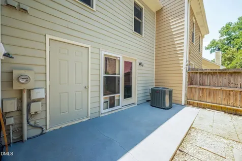 1506 Township Circle Raleigh NC 27609
