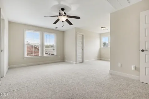 620 Sippihaw Oaks Drive Fuquay Varina NC 27526