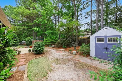 620 Sippihaw Oaks Drive Fuquay Varina NC 27526