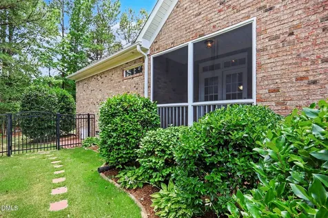 620 Sippihaw Oaks Drive Fuquay Varina NC 27526